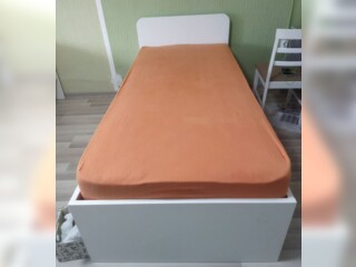 Мебель и интерьер - Кровати и матрацы - Кровать 90 см