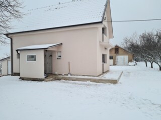 Недвижимость - Дома - Загородное поместье с домом 