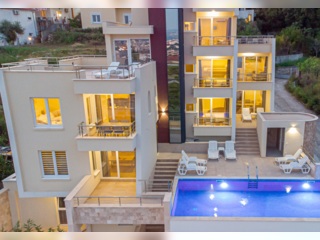 Недвижимость - Квартиры - Аппартаменты в Черногории