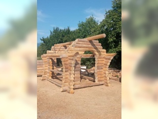 Услуги - Ремонт и строительство - Беседка рубленая новая