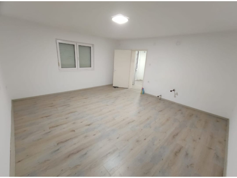 Недвижимость - Дома - Продаëтся дом 100 кв., на участке 2,5 сотки. 