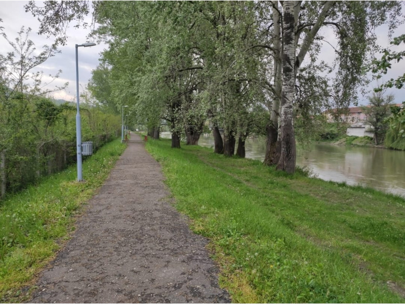 Недвижимость - Квартиры - 3-х комнатная квартира 93 кв.м., с видом на реку