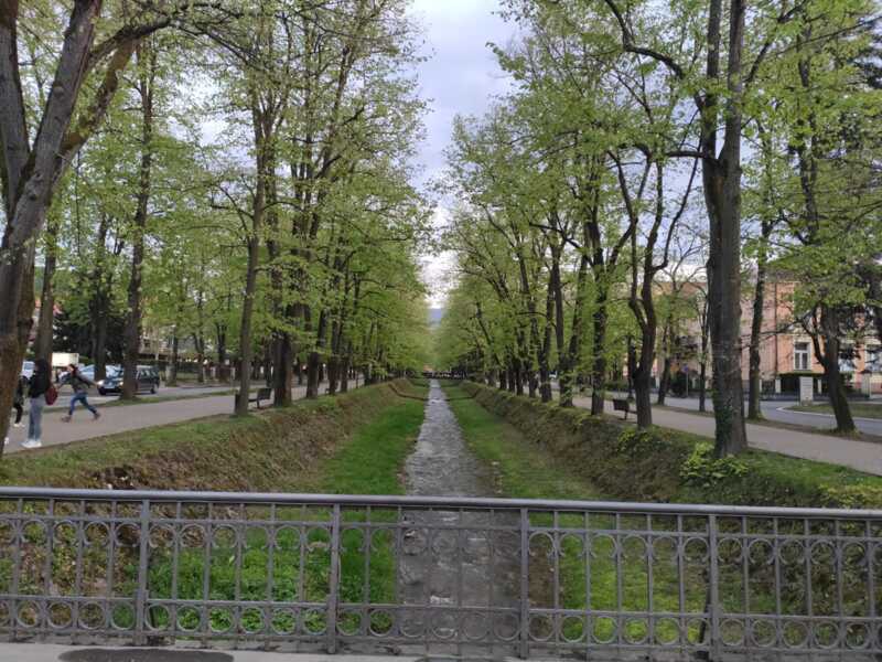 Недвижимость - Участки - 10,5 сотки центр курорта Врнячка Баня 