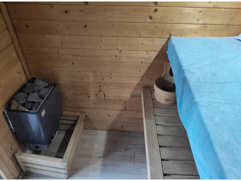 Недвижимость - Дома - Аренда домов с уличным боссейном и сауной