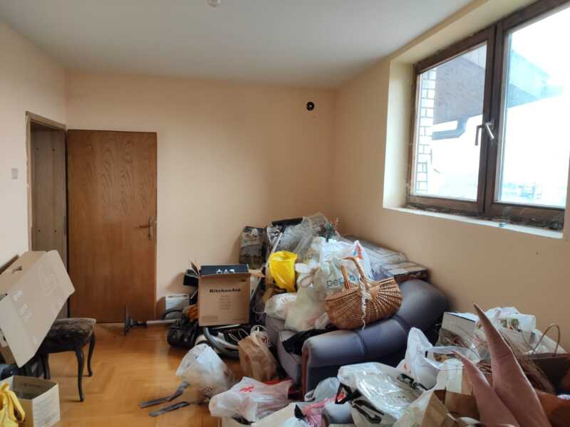 Недвижимость - Дома - Дом 230 кв.м., участок 5 соток. Трстеник