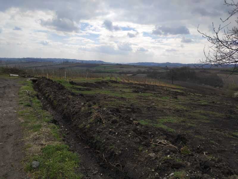 Недвижимость - Участки - 15 соток с документами на зарегистрированный дом