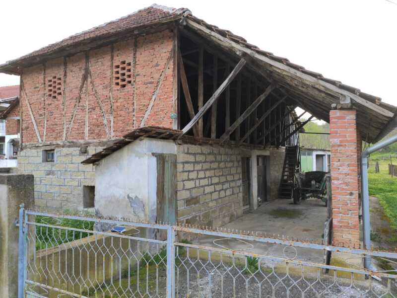 Недвижимость - Дома - дом 100 кв.м., на участке 41 сотка. с кузнецeй