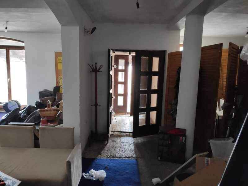 Недвижимость - Дома - Дом 230 кв.м., участок 5 соток. Трстеник