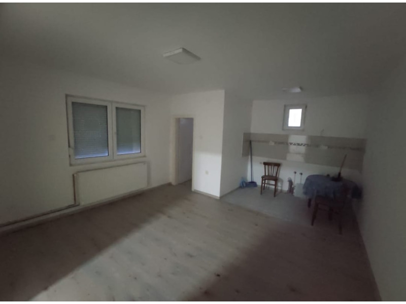 Недвижимость - Дома - Продаëтся дом 100 кв., на участке 2,5 сотки. 