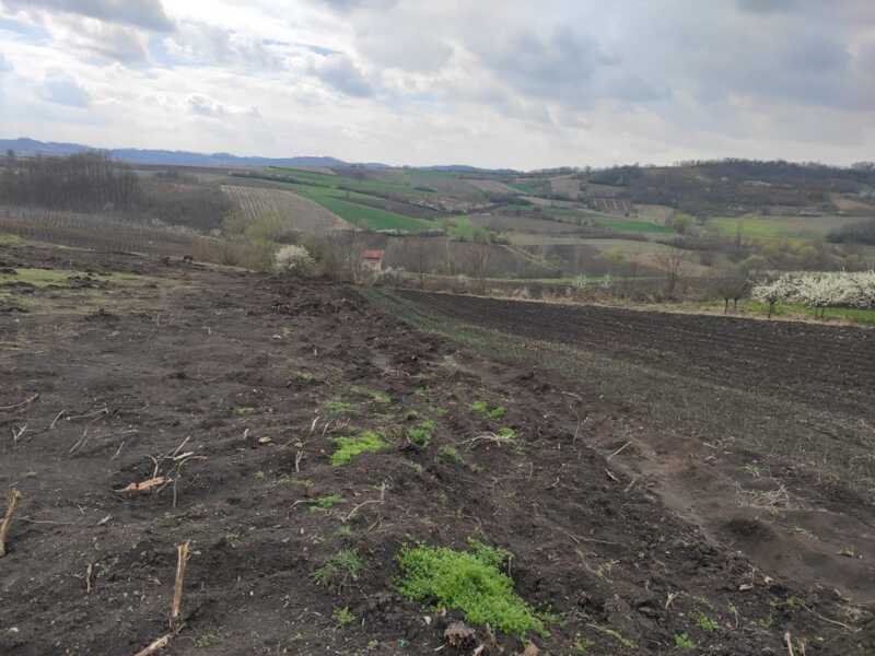 Недвижимость - Участки - 15 соток с документами на зарегистрированный дом