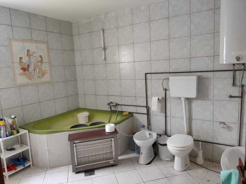 Недвижимость - Дома - Дом 230 кв.м., участок 5 соток. Трстеник