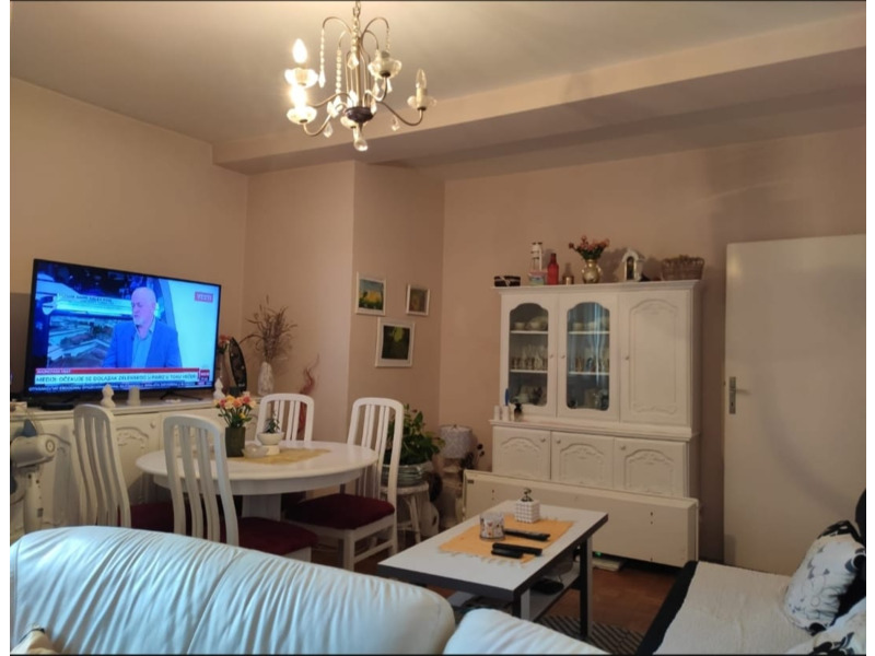 Недвижимость - Квартиры - 2-х комнатная квартира 60 кв.м., Трстеник