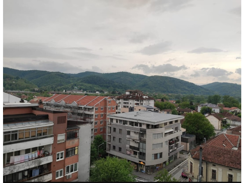 Недвижимость - Квартиры - 2-х комнатная квартира 60 кв.м., Трстеник