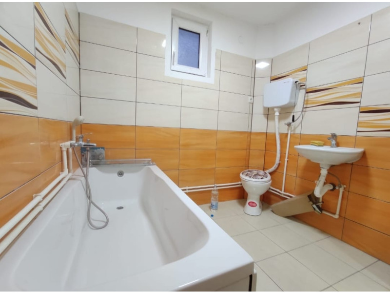 Недвижимость - Дома - Продаëтся дом 100 кв., на участке 2,5 сотки. 