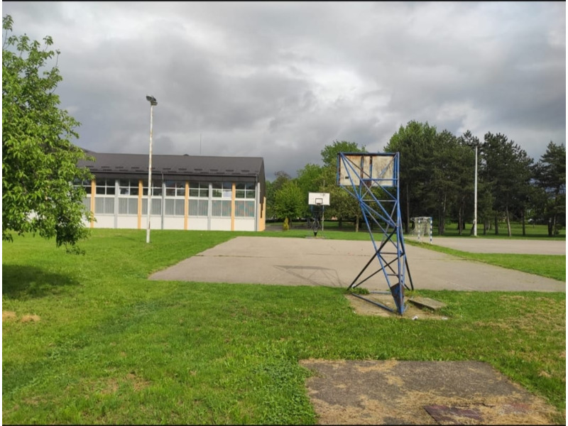 Недвижимость - Дома - Дом 200 кв.м., на участке 5 соток в центре города 