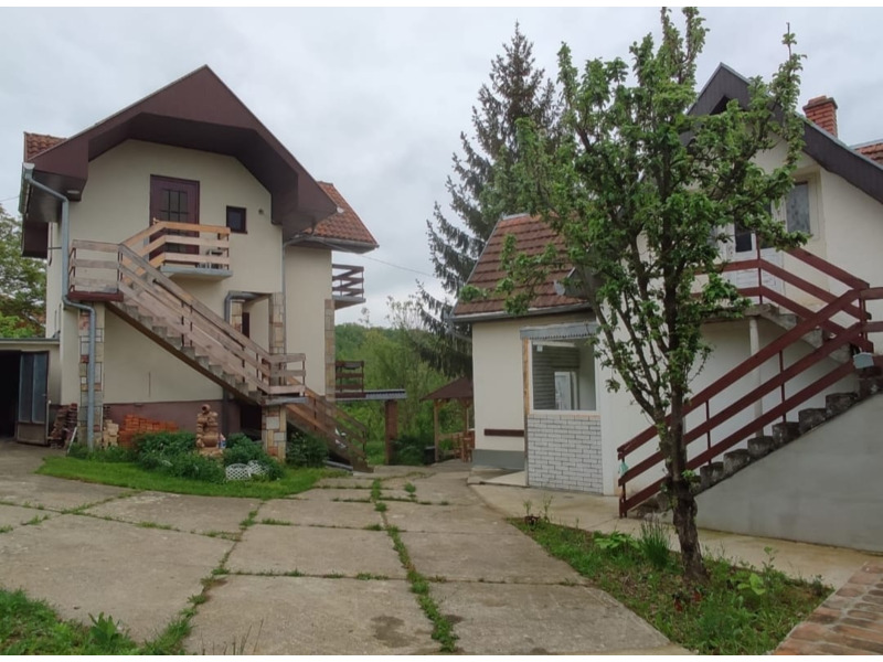 Недвижимость - Дома - Посуточная аренда апартаментов