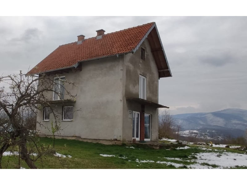 Недвижимость - Дома - Дом 130 кв.м., 33,5 сотки, с видом на горы.