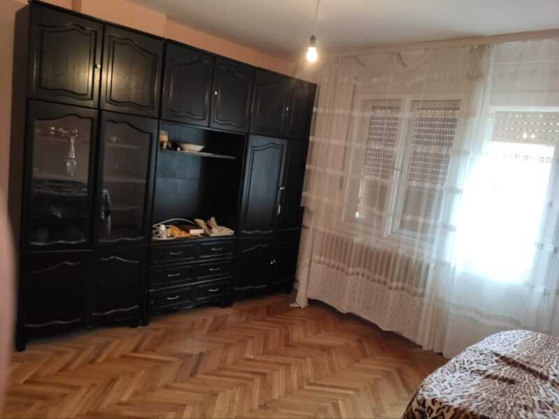 Недвижимость - Дома - Дом 200 кв.м., на участке 5 соток в центре города 