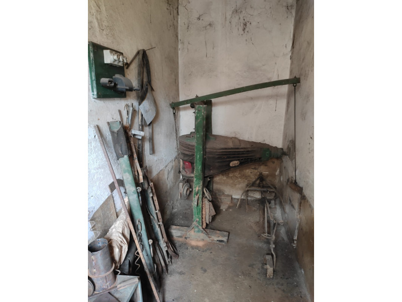 Недвижимость - Дома - дом 100 кв.м., на участке 41 сотка. с кузнецeй