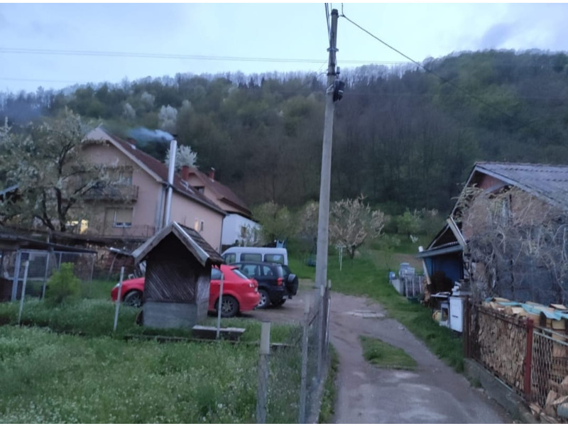 Недвижимость - Дома - Продаëтся дом 100 кв., на участке 2,5 сотки. 