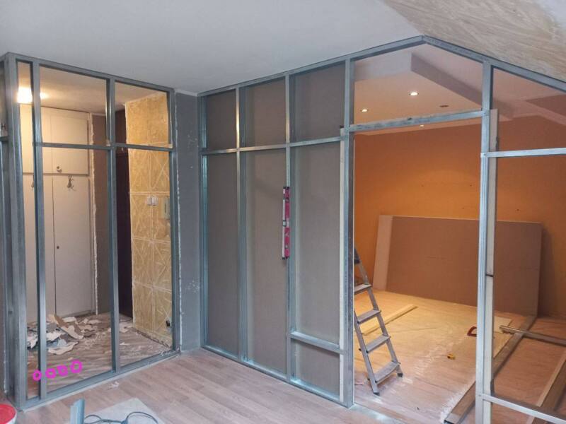 Услуги - Ремонт и строительство - Ремонт жилых и коммерческих помещений 