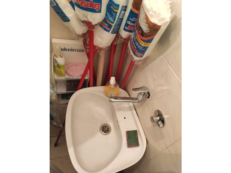 Недвижимость - Коммерческая недвижимость - Продаëтся коммерческое торговое помещение 31 кв.м.