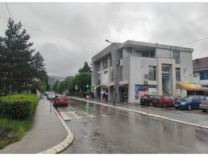 Недвижимость - Коммерческая недвижимость - Продаëтся коммерческое торговое помещение 31 кв.м.