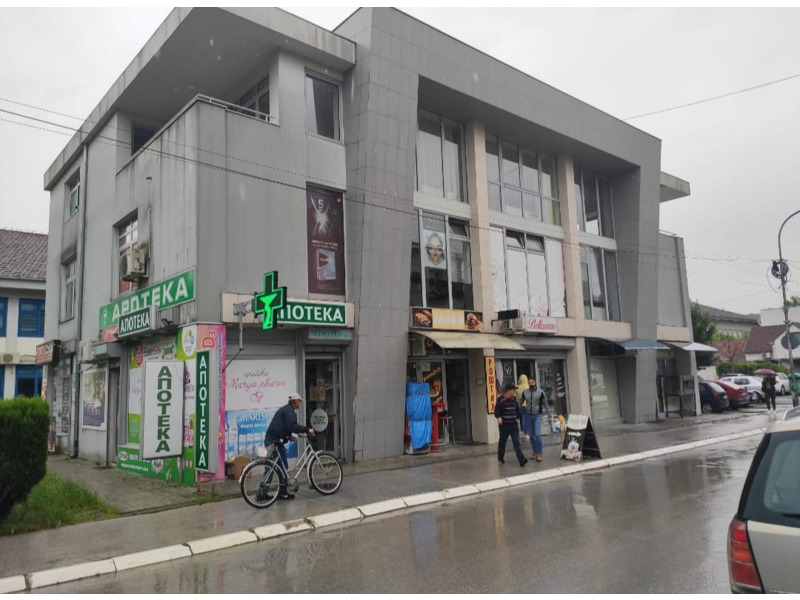 Недвижимость - Коммерческая недвижимость - Продаëтся коммерческое торговое помещение 31 кв.м.