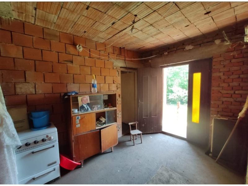 Недвижимость - Дома - 2 дома (44 и 148 кв.м.) на участок 26 соток.