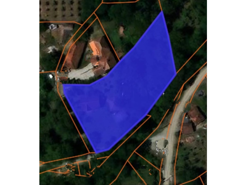 Недвижимость - Дома - 2 дома (44 и 148 кв.м.) на участок 26 соток.