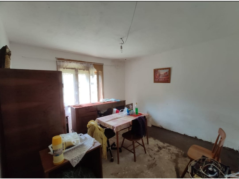 Недвижимость - Дома - 2 дома (44 и 148 кв.м.) на участок 26 соток.