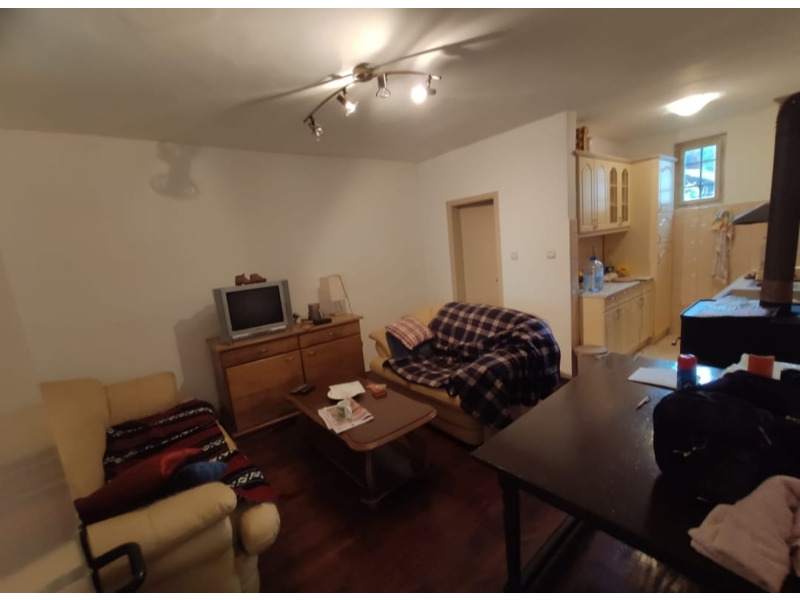 Недвижимость - Дома - Дом 100 кв.м., участок 4,5 сотки.