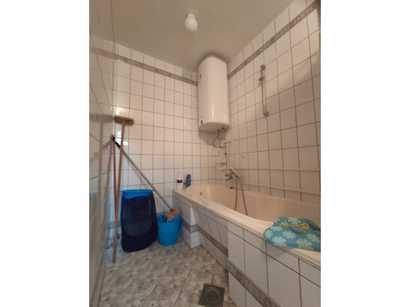 Недвижимость - Дома - Дом 100 кв.м., участок 4,5 сотки.