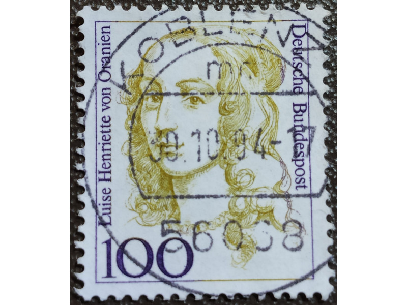 Хобби и отдых - Коллекционирование -  Продаю почтовые марки разных стран: