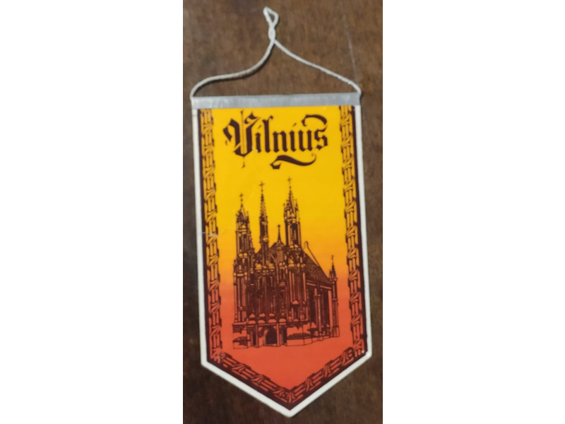 Хобби и отдых - Коллекционирование - Продаю вымпелы разных стран: