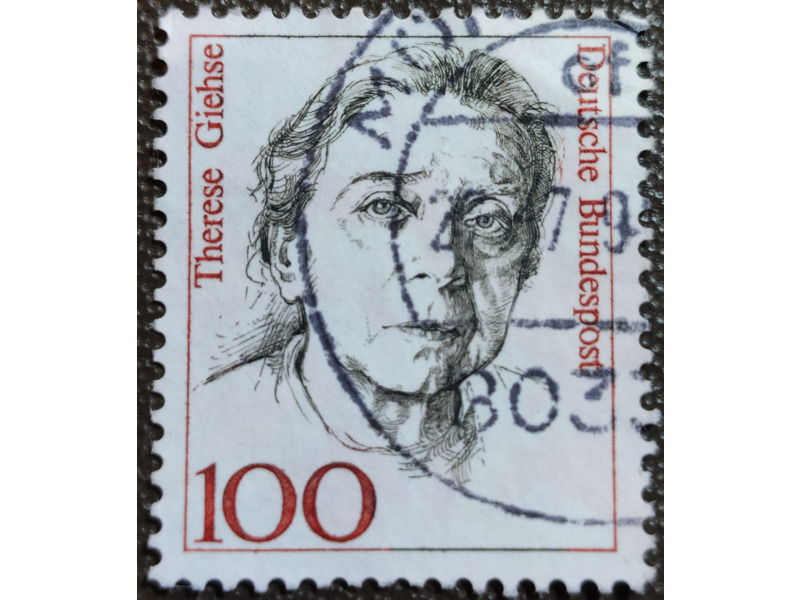 Хобби и отдых - Коллекционирование -  Продаю почтовые марки разных стран: