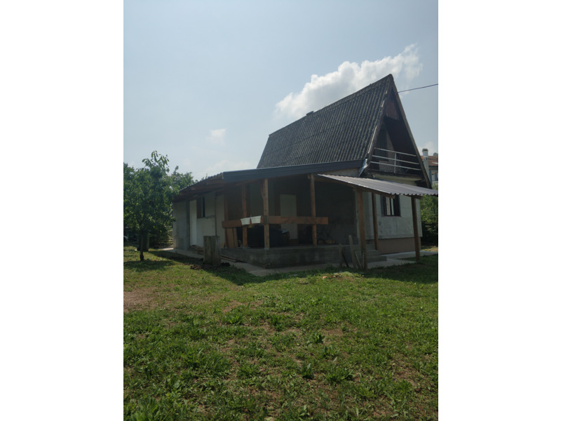 Недвижимость - Дома - Дом в 25 км от Белграда