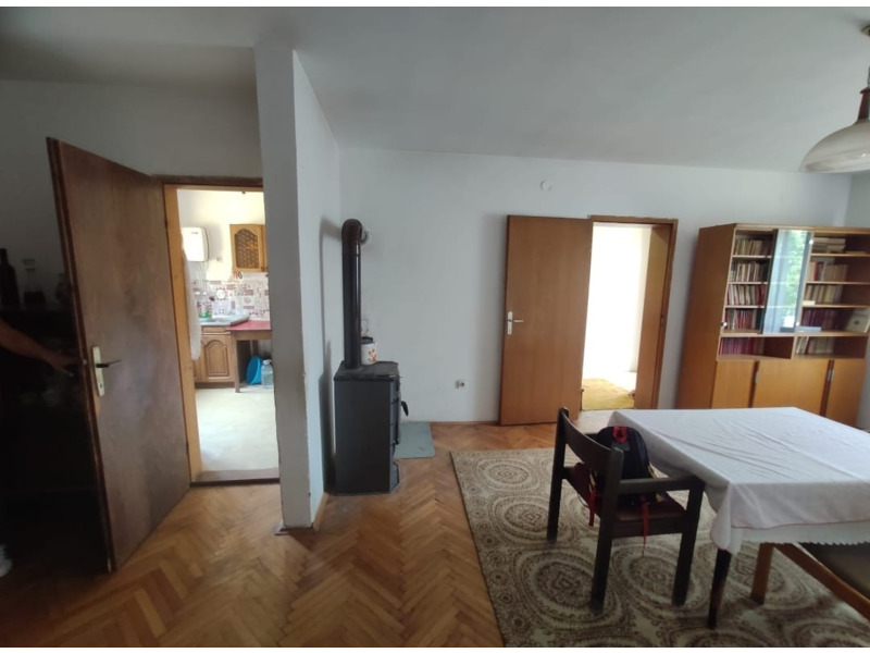 Недвижимость - Дома - Продаётся дом рядом с лесом