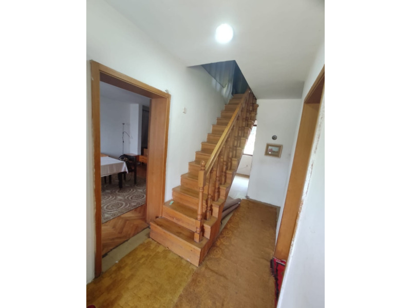 Недвижимость - Дома - Продаётся дом рядом с лесом