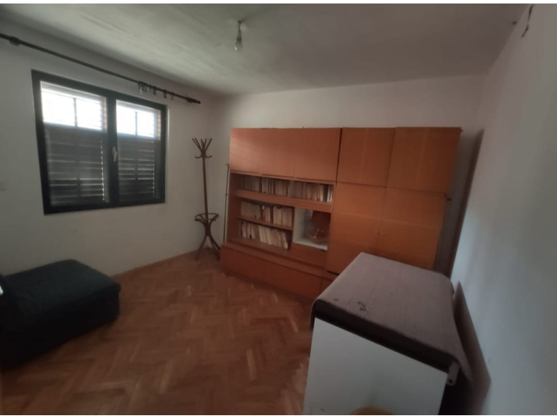 Недвижимость - Дома - Продаётся дом рядом с лесом