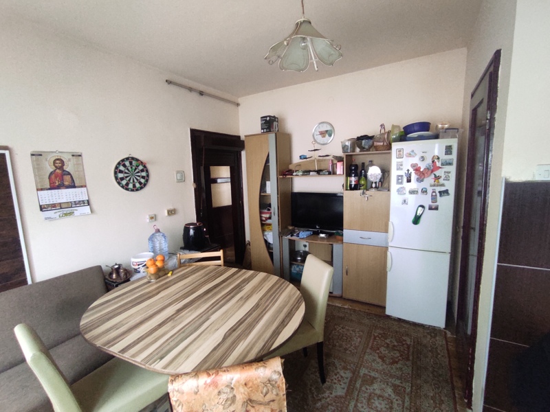 Недвижимость - Квартиры - Трехкомнатная квартира на продажу, Младеновац