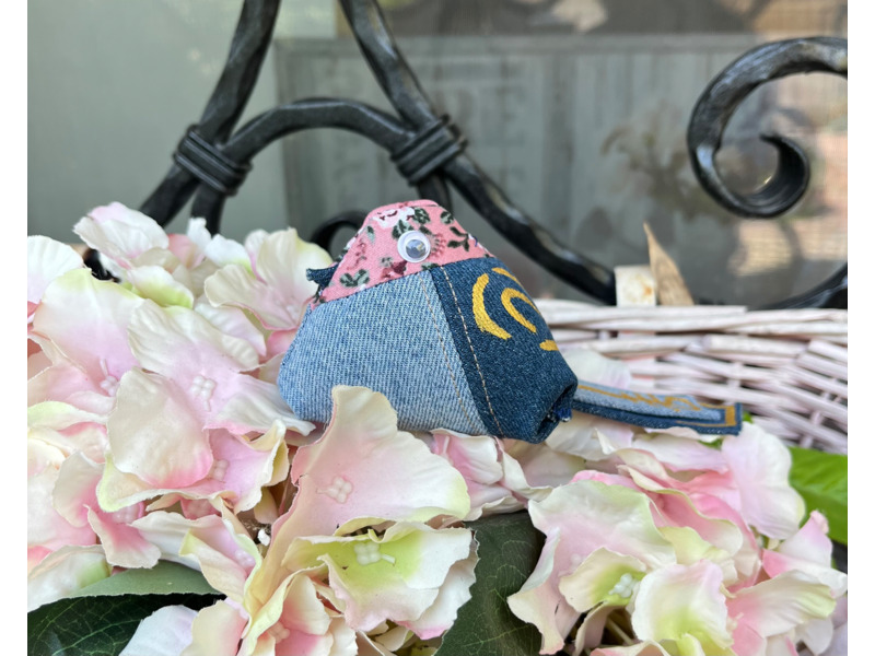 Товары для детей - Игрушки - Птичка-антистресс. Синяя с цветочной головой