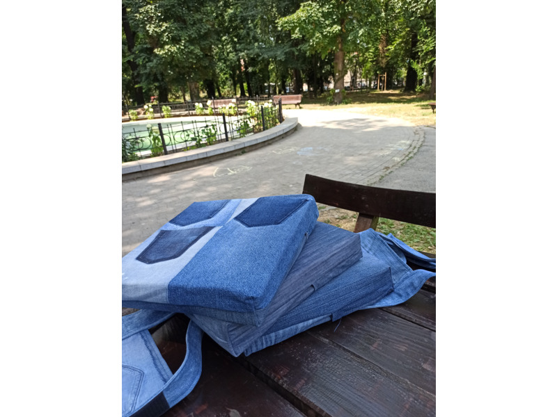 Мебель и интерьер - Другое - Подушки-сидушки. Рюкзак