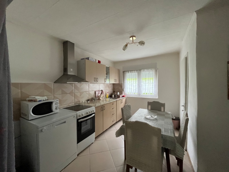 Недвижимость - Квартиры - Продается квартира в Лознице