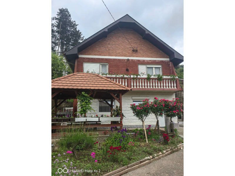 Недвижимость - Дома - Дом в Лознице