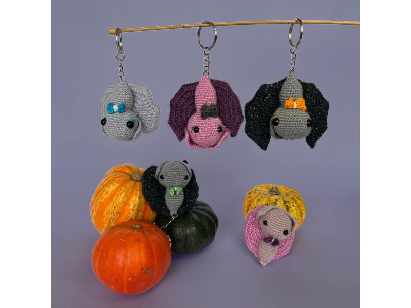 Хобби и отдых - Другое - Летучая мышь. Брелок