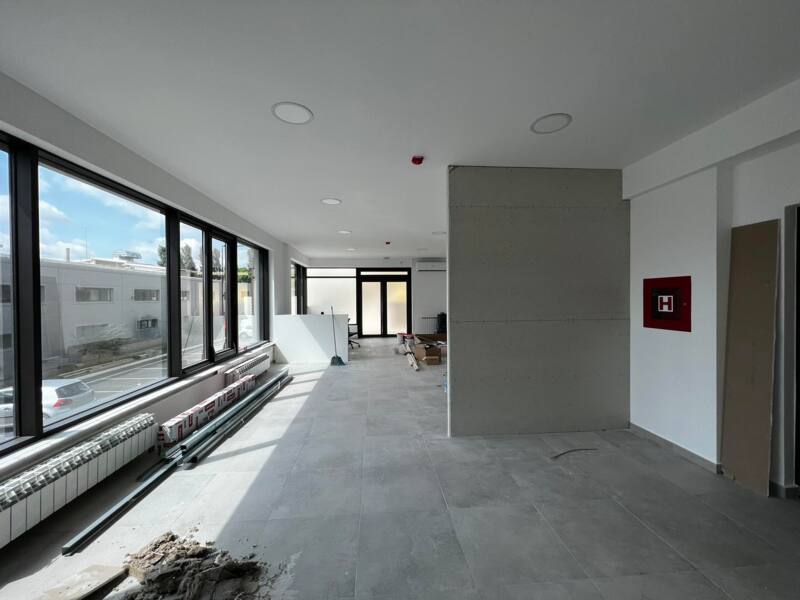 Услуги - Ремонт и строительство - Ремонт жилых и коммерческих помещений 