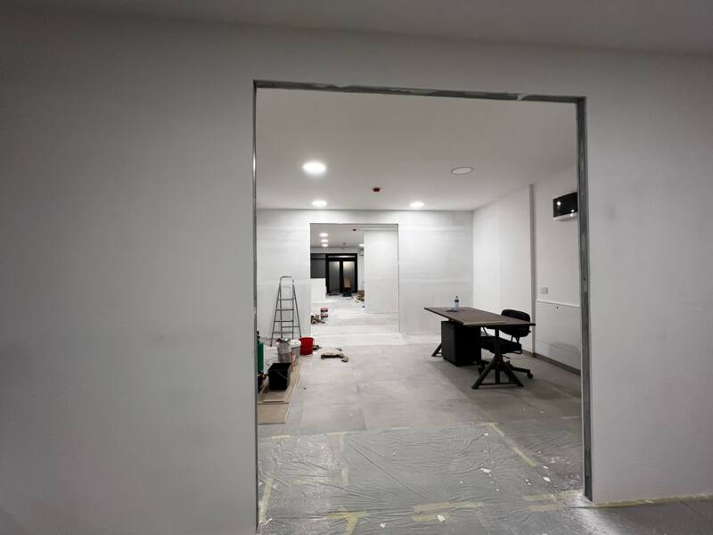 Услуги - Ремонт и строительство - Ремонт жилых и коммерческих помещений 