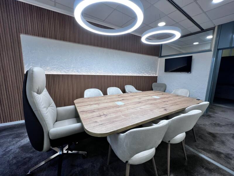 Услуги - Ремонт и строительство - Ремонт жилых и коммерческих помещений 