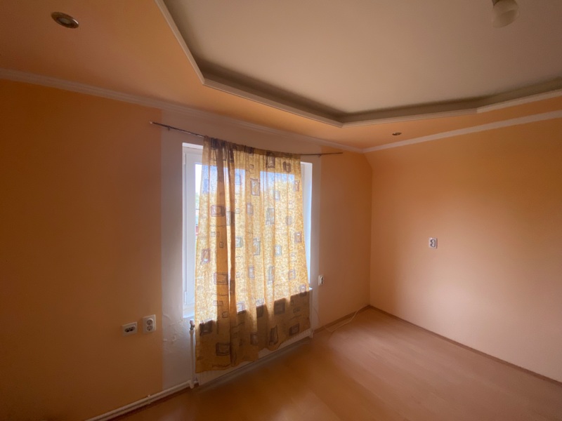 Недвижимость - Дома - Суботица: Двухэтажный дом в районе Мали Радановац